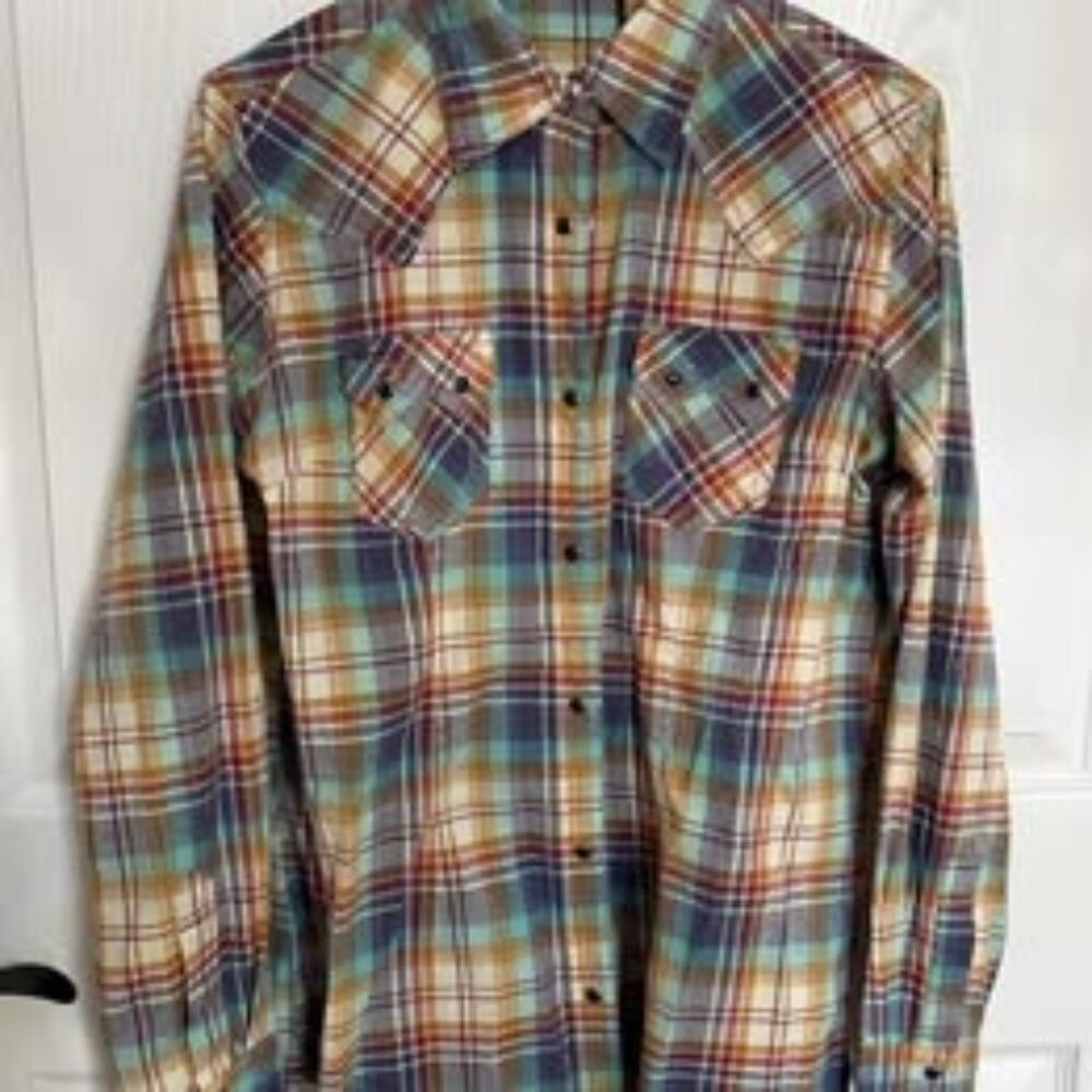 Wrangler Multi Color Button Down Plaid "Buck Yeah" Long Sleeve With Pockets